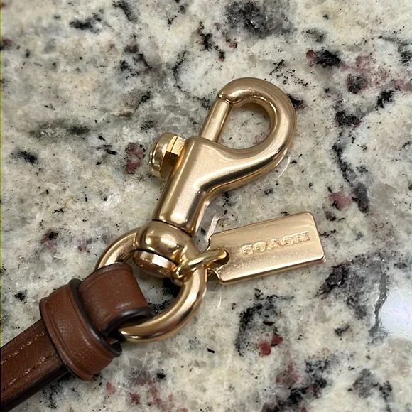 Coach Signature C Sunglass Case EUC - Picture 7 of 8